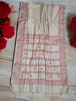 Lal Paar Durga Puja Bengali Silk Saree with Running Blouse Lal Paar Durga Puja Bengali Silk Saree with Running Blouse