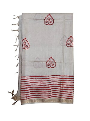 Lal Paar Traditional Bengali Silk Saree with Running Blouse Lal Paar Traditional Bengali Silk Saree with Running Blouse