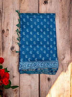 Teal Green Batik Print Saree with Running Blouse Teal Green Batik Print Saree with Running Blouse